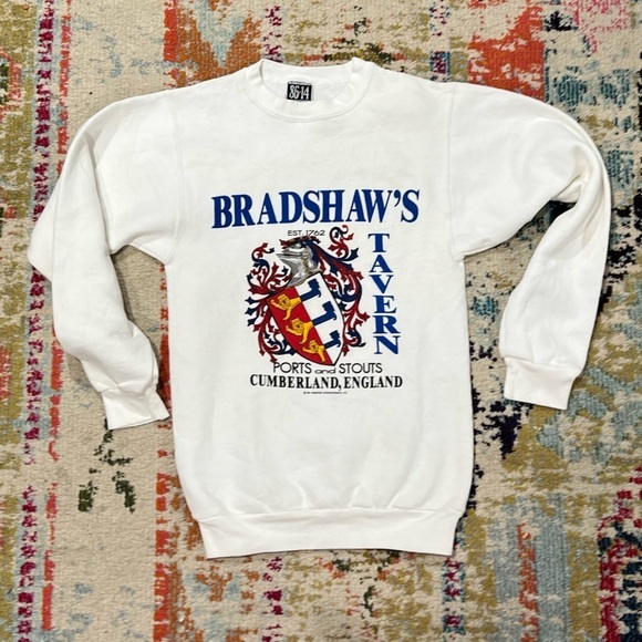Vintage 1980s Bradshaw's Tavern England 80s Travel Destination Sweatshirt - Picture 1 of 4